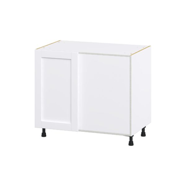 Dahlia Bright White Shaker Assembled Magick Corner Blind Base Kitchen Cabinet (39 in. W x 34.5 in.H x 24 in. D)