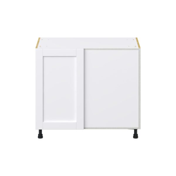 Dahlia Bright White Shaker Assembled Magick Corner Blind Base Kitchen Cabinet (39 in. W x 34.5 in.H x 24 in. D)